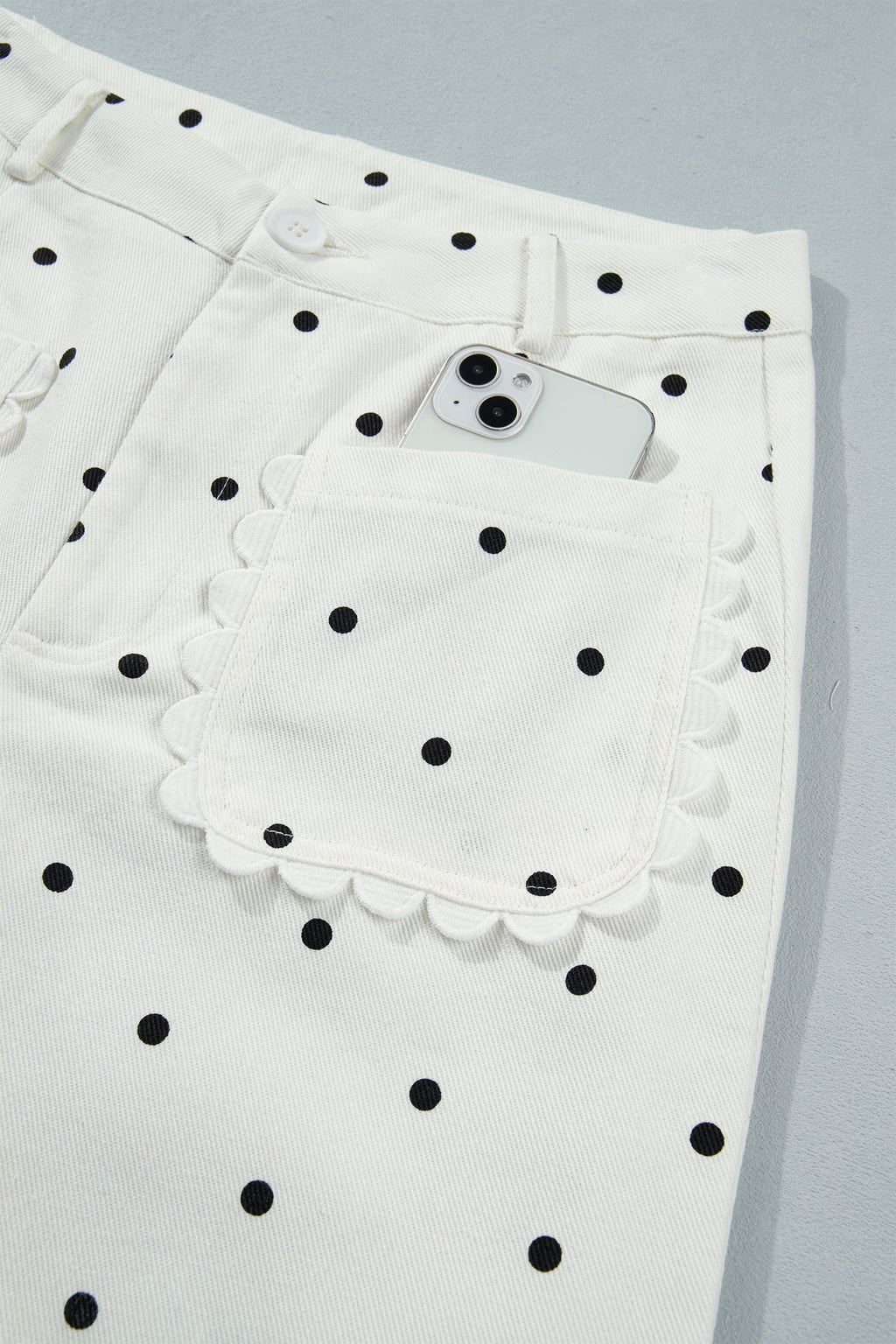 White Polka Dot Print Scalloped Patch Pocket Cotton Shift Pants
