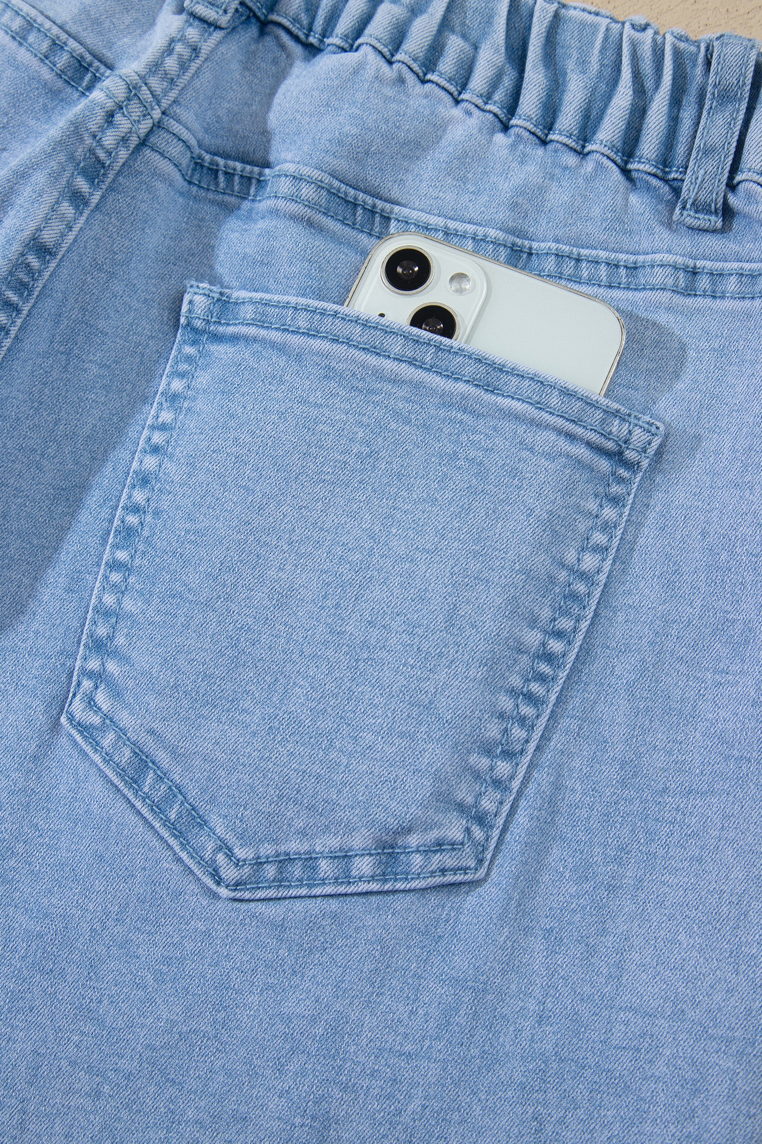 Coffee Solid Color Square Patch Pocket Ankle-length Barrel Jeans